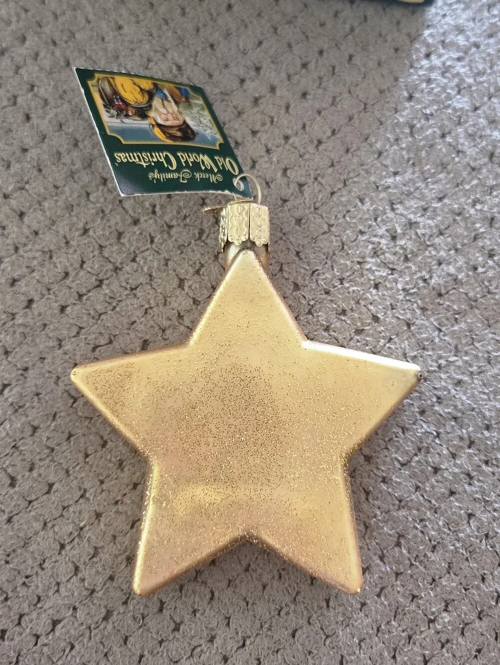 Old World Christmas Sugar Cookie Sweet Star glass ornament features a hand-paint